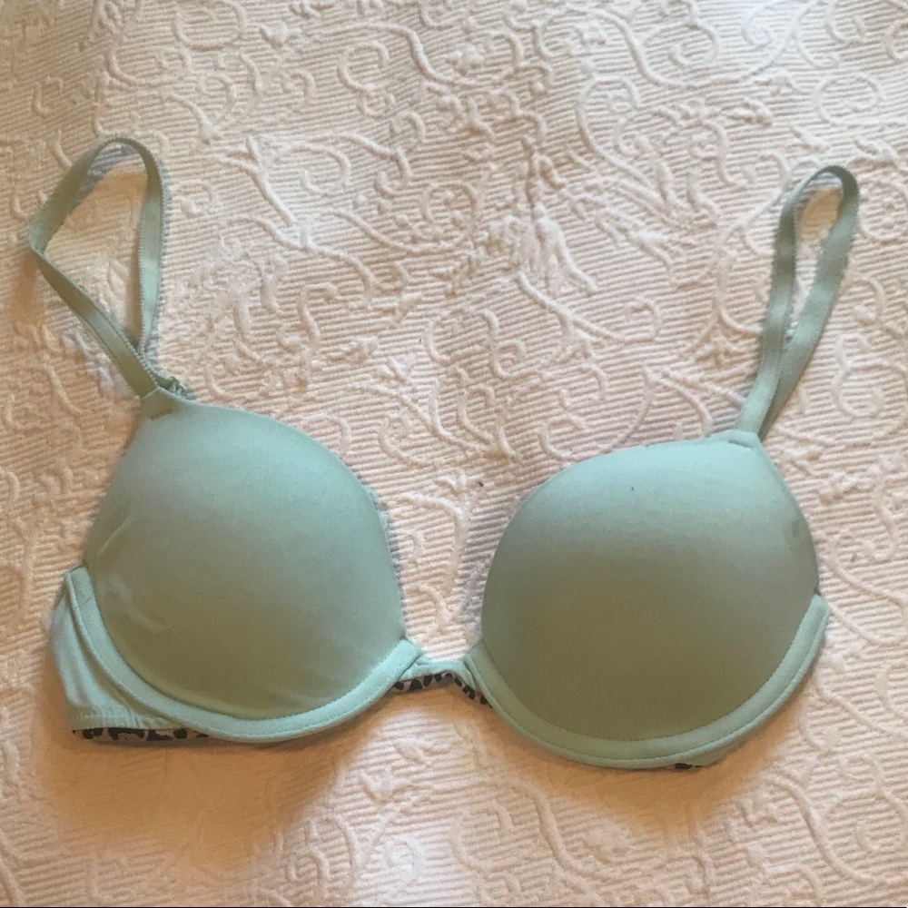 Victoria Secrets PINK Bra in Blue w/ Leopard Print
